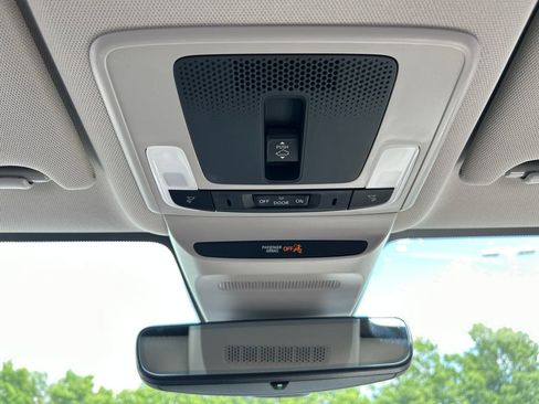 Used 2026 Honda HR-V EX-L image 14