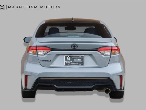 Used 2022 Toyota Corolla SE FWD image 8