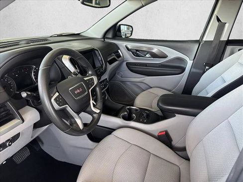 Used 2022 GMC Terrain SLE w/ Driver Convenience Package FWD image 9