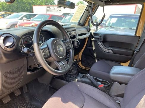 Used 2014 Jeep Wrangler Unlimited Sport S image 8