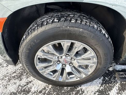 Certified 2023 GMC Yukon XL Denali image 33