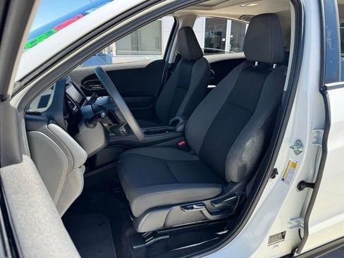 Used 2021 Honda HR-V EX image 40