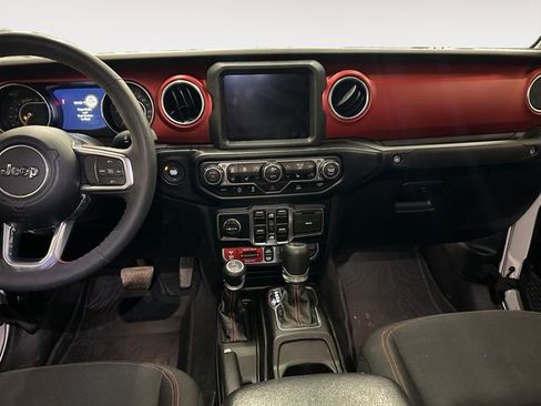 Used 2023 Jeep Gladiator Rubicon w/ Cold Weather Group image 10