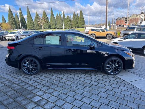 New 2026 Toyota Corolla SE image 6