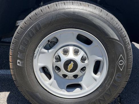 Used 2017 Chevrolet Silverado 2500 W/T RWD image 13
