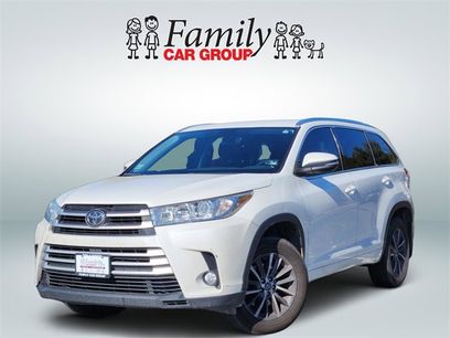 Used 2017 Toyota Highlander XLE