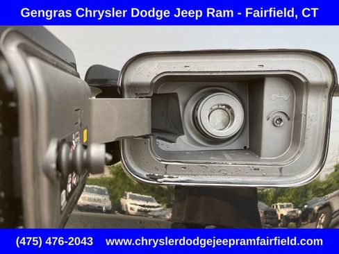 Certified 2023 Jeep Grand Cherokee Overland AWD/4WD image 34