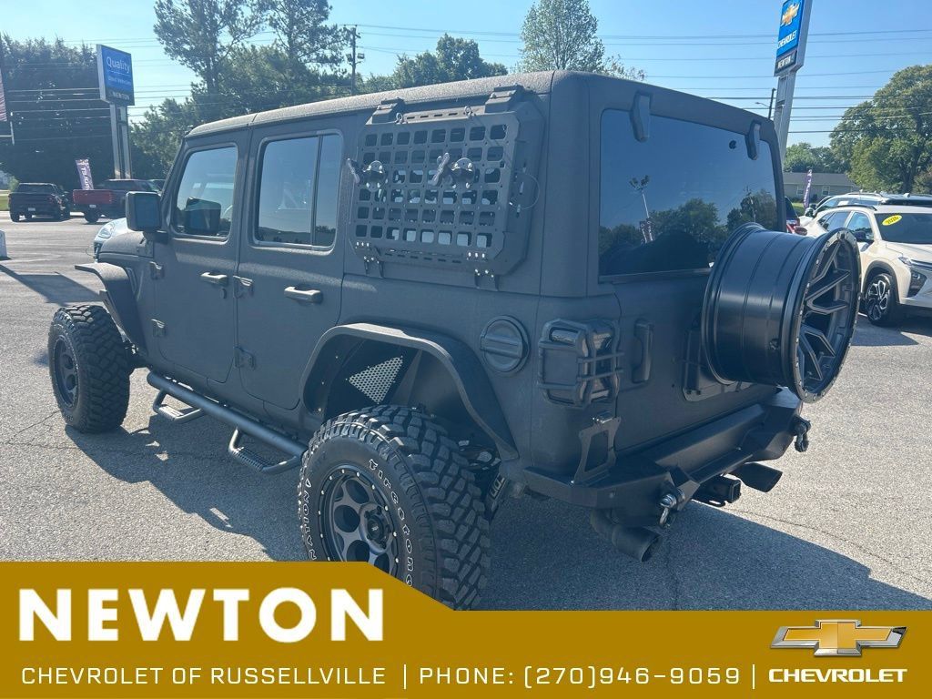 Used 2024 Jeep Wrangler Unlimited Rubicon w/ Technology Group AWD/4WD image 12