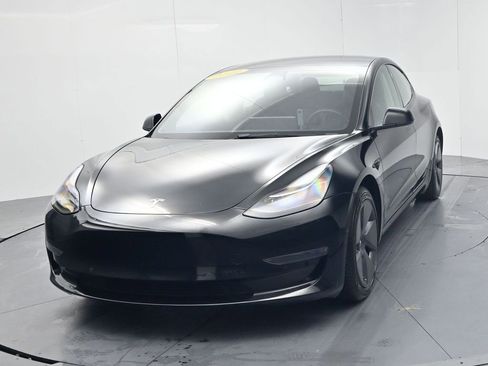 Used 2022 Tesla Model 3 image 3