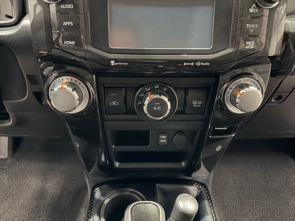 Used 2018 Toyota 4Runner TRD Off-Road Premium AWD/4WD image 47