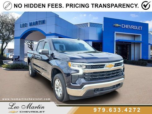 Used 2023 Chevrolet Silverado 1500 LT AWD/4WD image 2