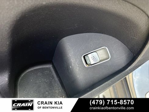 Used 2020 Mercedes-Benz GLE 350 4MATIC image 11
