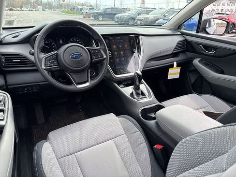 Used 2025 Subaru Outback Premium image 7