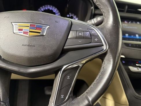 Used 2019 Cadillac XT5 Luxury FWD image 20