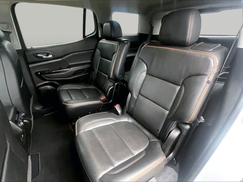 Used 2023 GMC Acadia AT4 w/ Preferred Package AWD/4WD image 19