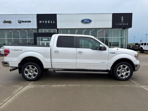 Used 2014 Ford F150 Lariat w/ Equipment Group 502A Luxury AWD/4WD image 2