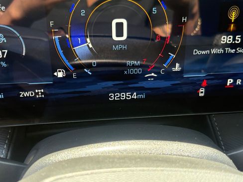 Used 2025 Chevrolet Equinox LT AWD/4WD image 41