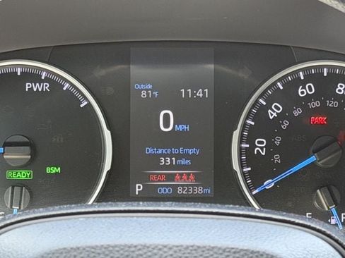 Used 2021 Toyota RAV4 XLE w/ Convenience Package AWD/4WD image 16