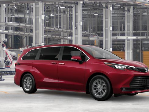 New 2026 Toyota Sienna XLE FWD image 16