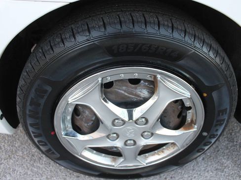 Used 2007 Chevrolet Aveo LS FWD image 10