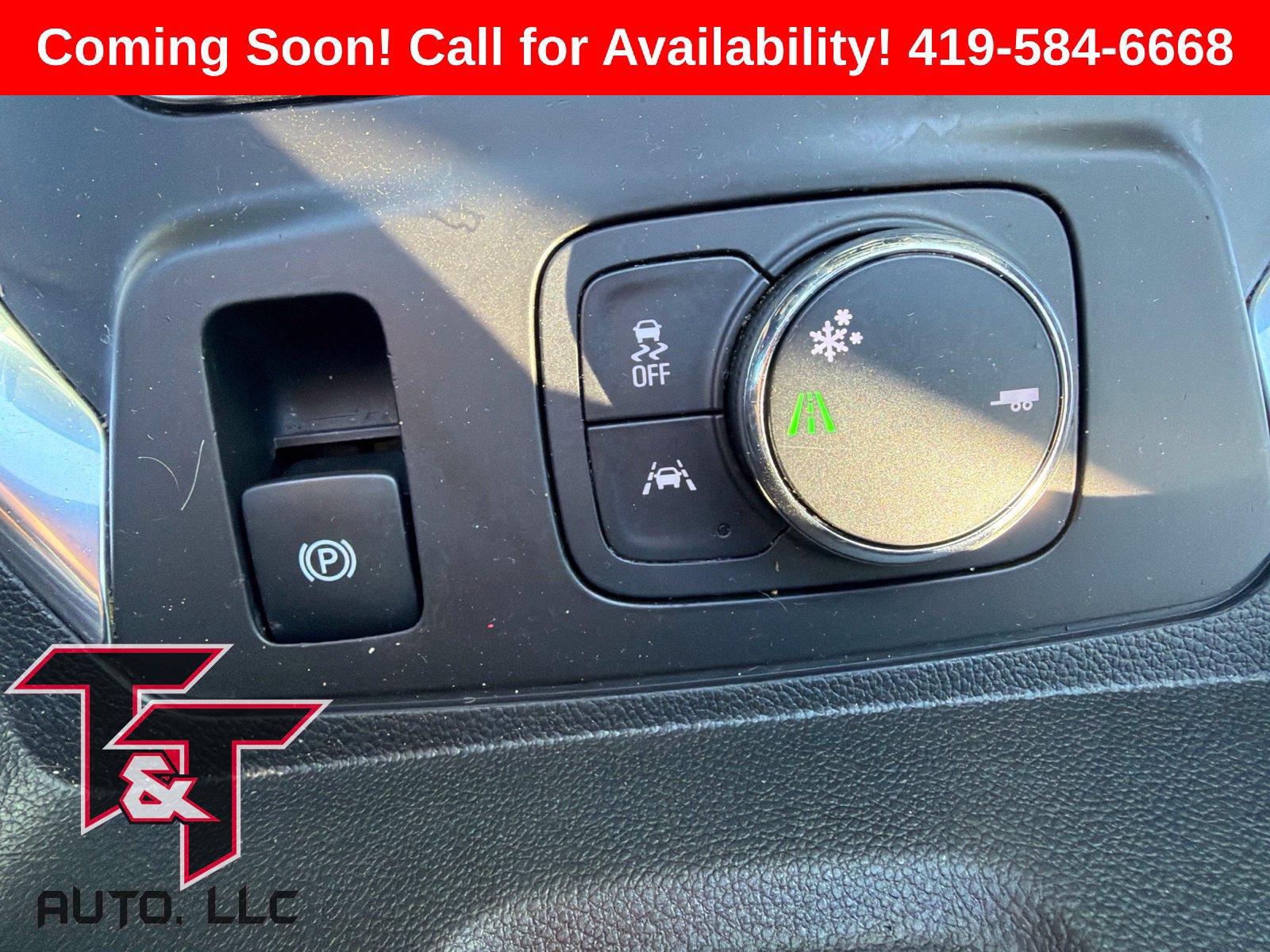 Used 2020 Chevrolet Traverse RS FWD image 11