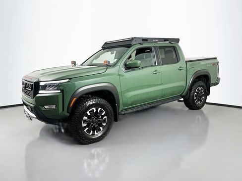 Used 2023 Nissan Frontier PRO-4X w/ Technology Package AWD/4WD image 4
