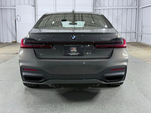 Used 2021 BMW 750i xDrive w/ Executive Package image 9