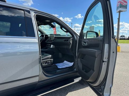 Used 2022 Chevrolet Tahoe LT w/ LT Signature Plus Package AWD/4WD image 29