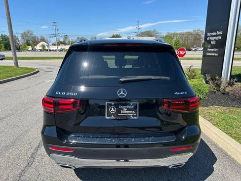 New 2026 Mercedes-Benz GLB 250 4MATIC image 4