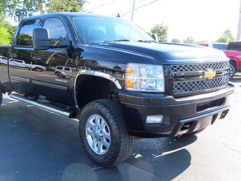 Used 2014 Chevrolet Silverado 3500 LTZ w/ LTZ Plus Package AWD/4WD image 21