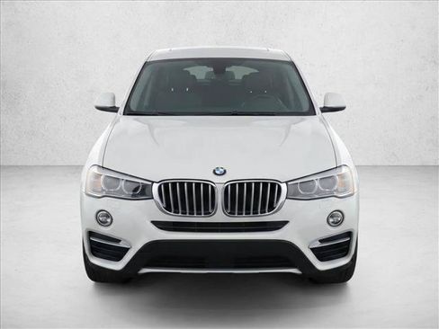 Used 2018 BMW X4 xDrive28i AWD/4WD image 2