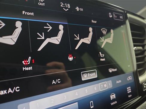 New 2026 Chrysler Pacifica Select w/ S Appearance Package image 7