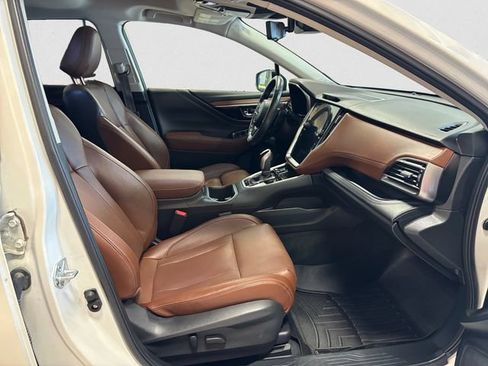 Used 2023 Subaru Outback Touring AWD/4WD image 16