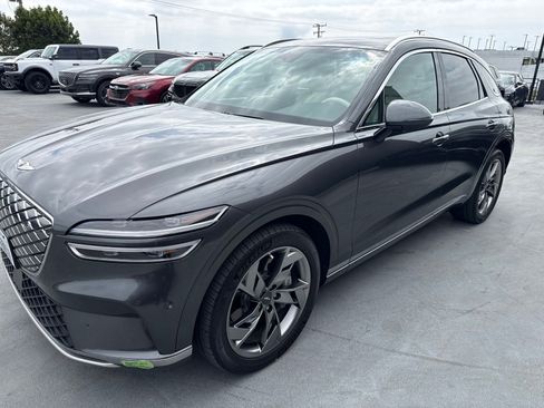 Used 2023 Genesis Electrified GV70 AWD/4WD image 2