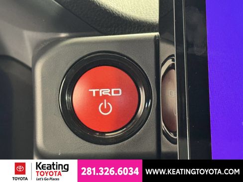 Certified 2025 Toyota Tacoma TRD Pro AWD/4WD image 30