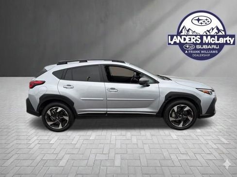Used 2024 Subaru Crosstrek 2.5i Limited w/ Crosstrek Mirror Package image 8