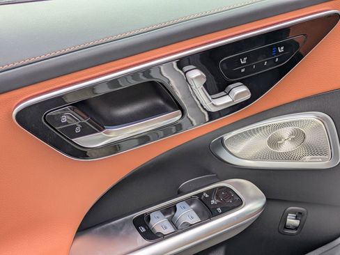 New 2025 Mercedes-Benz C 300 4MATIC Sedan image 15