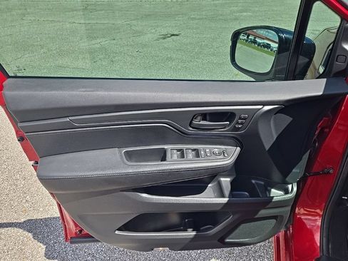 Used 2024 Honda Odyssey Sport image 16