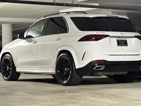 New 2026 Mercedes-Benz GLE 580 4MATIC image 3