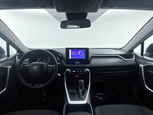 Used 2025 Toyota RAV4 LE FWD image 23