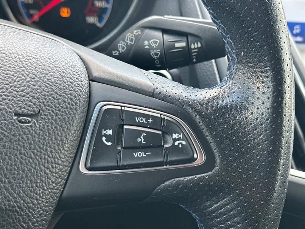 Used 2017 Ford Focus RS AWD/4WD image 22