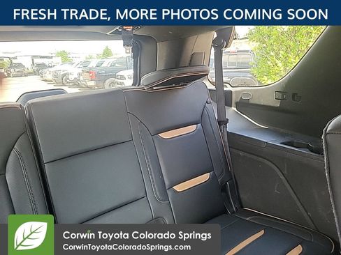 Used 2021 GMC Yukon AT4 w/ AT4 Premium Plus Package AWD/4WD image 10