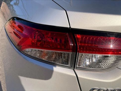 Used 2024 Toyota Corolla LE FWD image 28