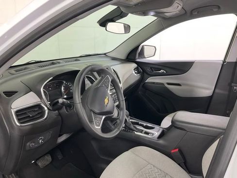 Used 2023 Chevrolet Equinox LT image 21