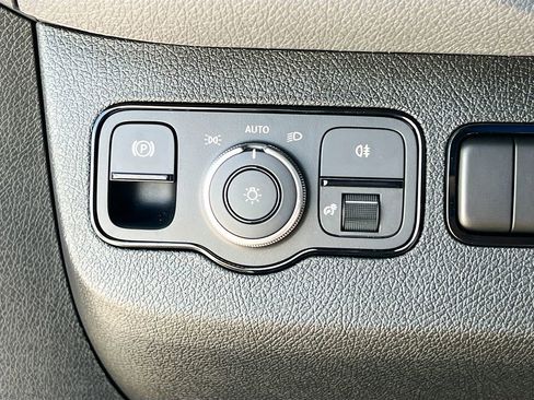 New 2025 Mercedes-Benz Sprinter 2500 image 11