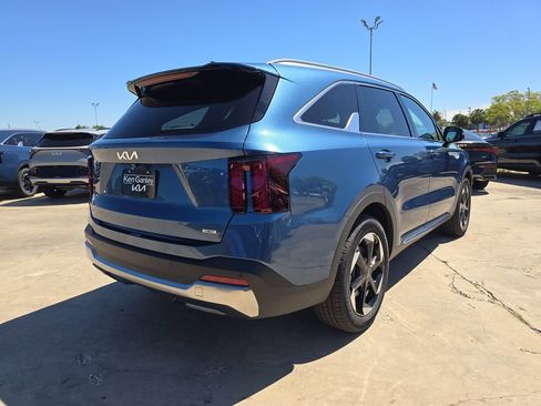 New 2026 Kia Sorento EX image 7