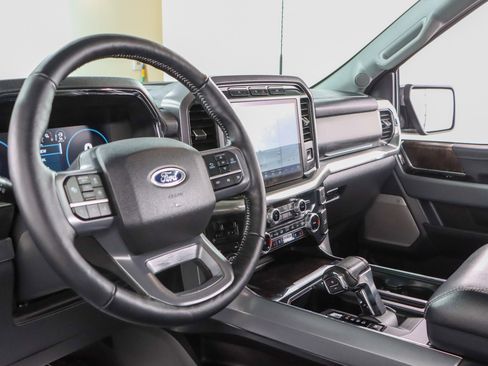 Used 2023 Ford F150 Lariat w/ Equipment Group 502A High AWD/4WD image 25
