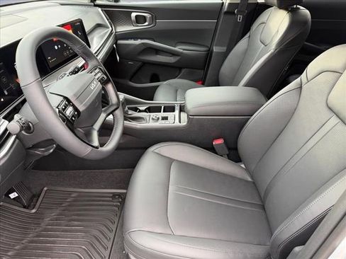 New 2026 Kia Sorento EX w/ EX Premium Package FWD image 10