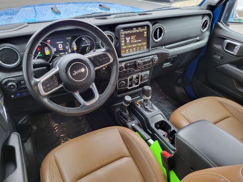Used 2021 Jeep Wrangler Unlimited Sahara w/ Safety Group AWD/4WD image 18
