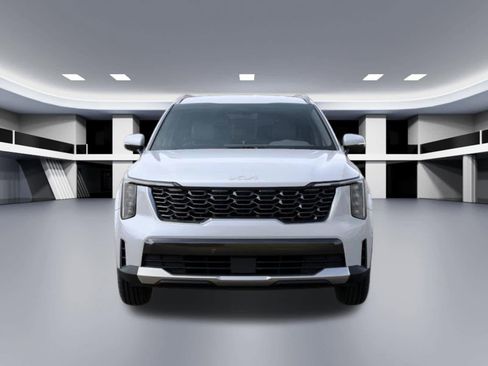 Used 2025 Kia Sorento S FWD image 2